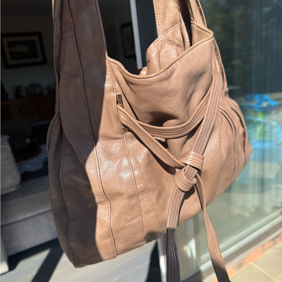 soft leather Kooba purse - Picture 6 of 6